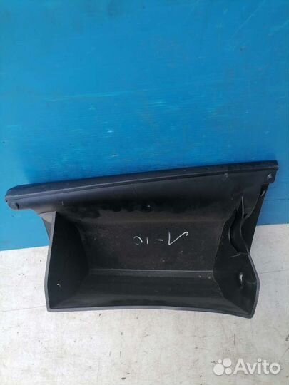 Бардачок Mitsubishi Lancer X