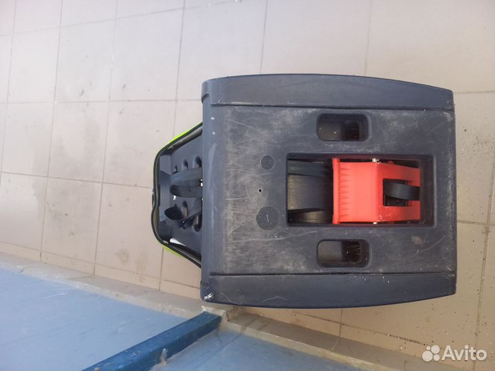 Детская кресло для автомобили