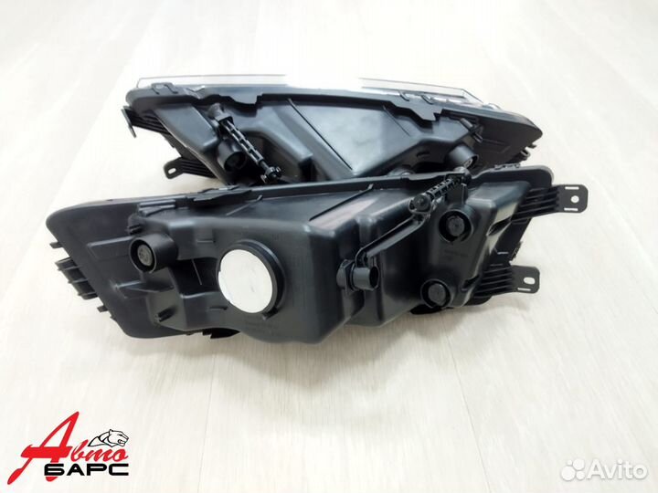 Фара противотуманная Skoda Octavia A7 13-17 черная