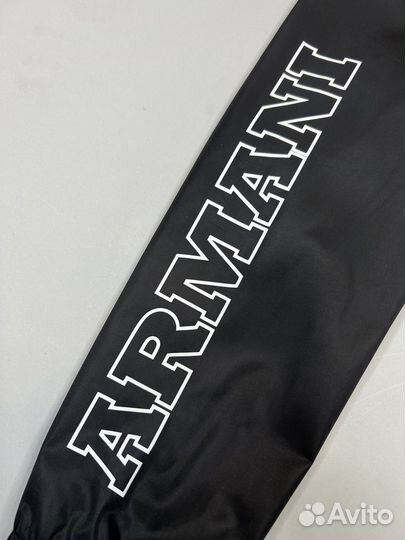 Ветровка A.R.M.A.N.I