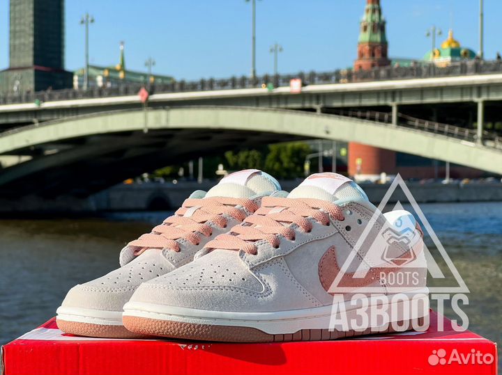 Кеды Nike Dunk Low