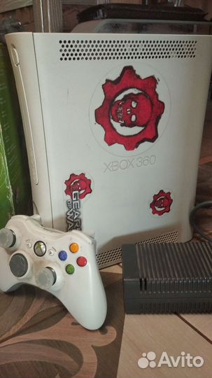 Xbox 360 с шикарным комплектом