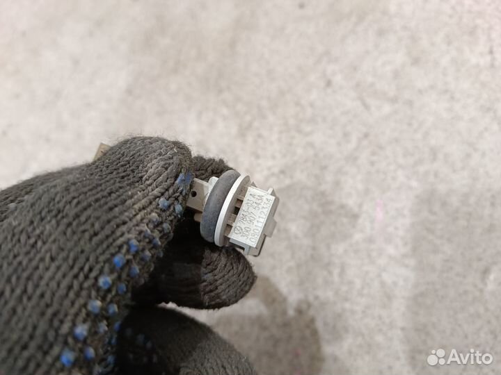 Датчик температуры воздуха для Volkswagen Tiguan 1