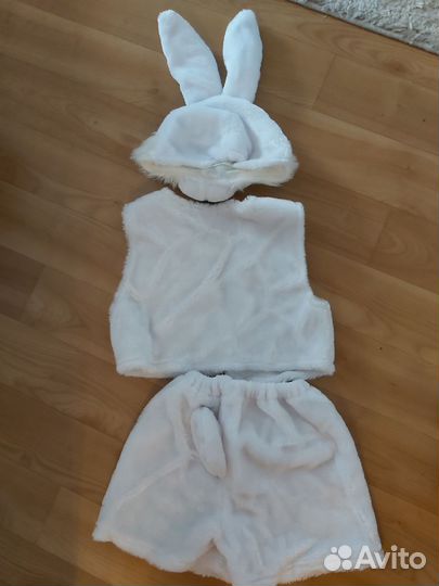 Новогодний костюм Зайка. На возраст 3-4 года