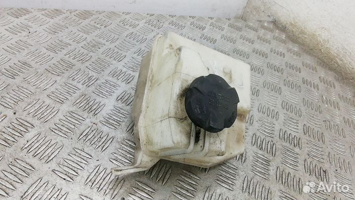 Бачок расширительный Hyundai i30 GD 2013