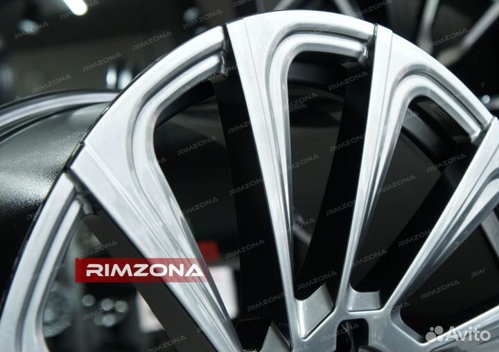 Кованые диски R22 на Toyota