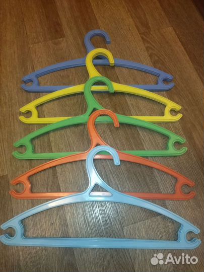 Вешалки плечики детские подростковые