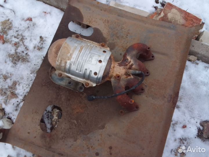 Впускной коллектор 1.4 без катализ Hyundai Getz