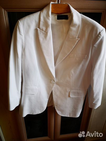 Пиджак белый