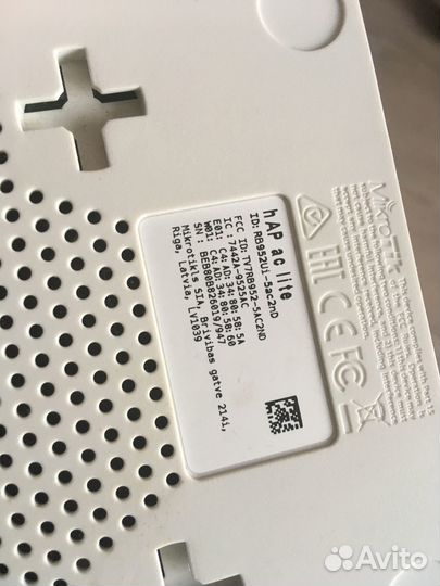 Wi-Fi роутер MikroTik hAP ac lite