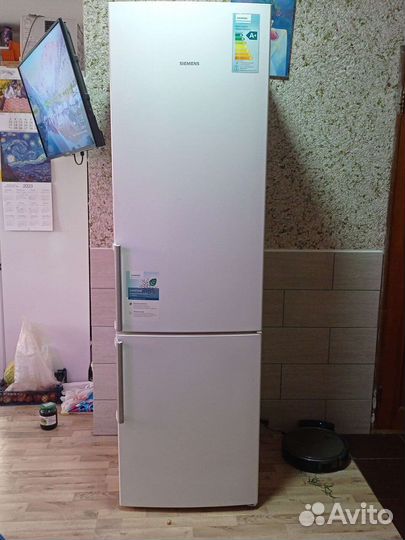 Холодильник siemens