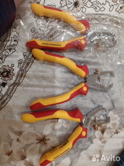 Электромонтажный инструмент