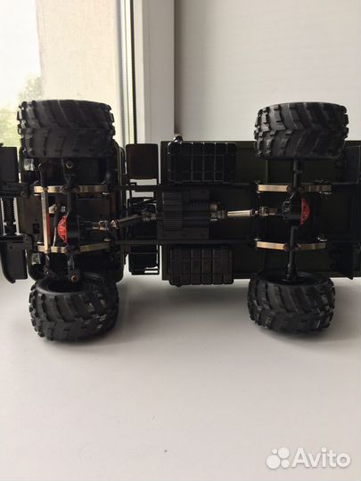 Радиоуправляемая модель WPL B24 с прицепом