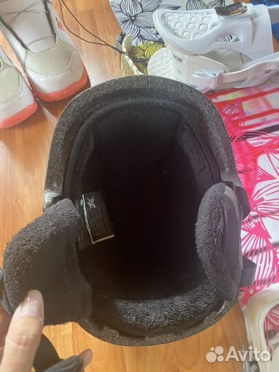 Шлем горнолыжный женский