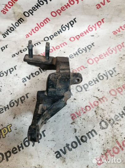 Кронштейн двигателя Kia Spectra 2