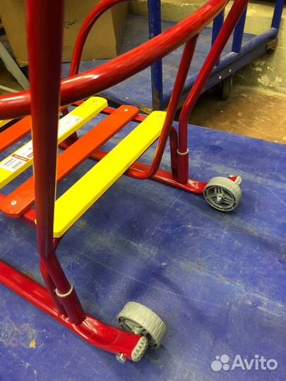 Детские сани на колесах