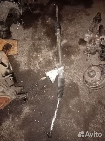 Рулевая рейка на nissan march K13, NK13