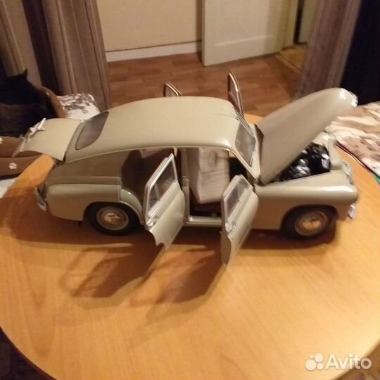 Автомодель Победа газ М20