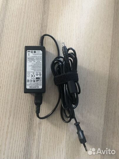 Ноутбук Samsung NP-Q45