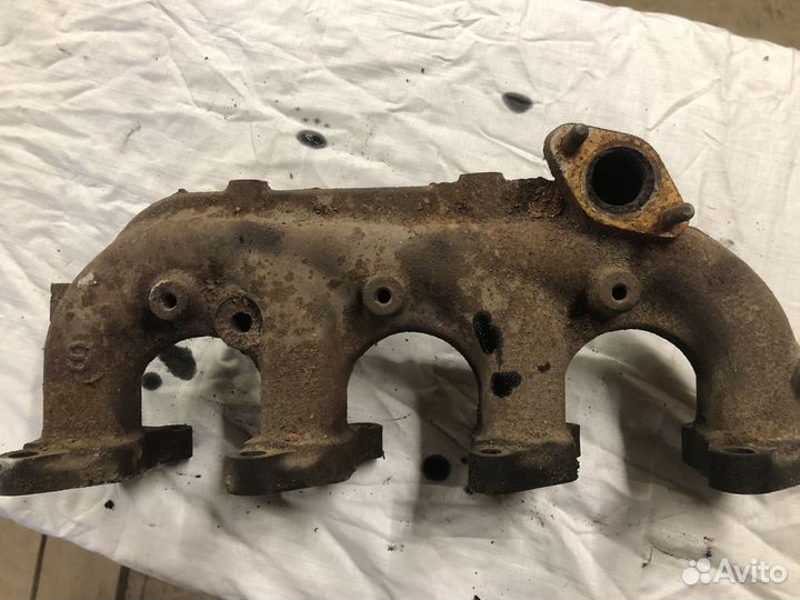 Выпускной коллектор Delica Spacegear L400