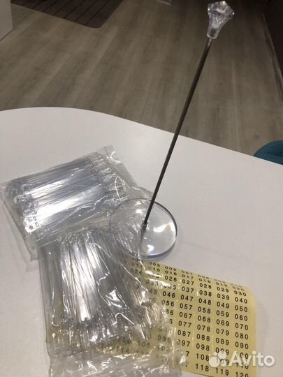 Типсы на подставке