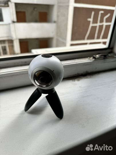 Панорамная экшн камера samsung gear 360