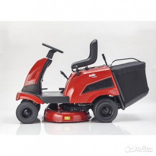 Трактор газонный