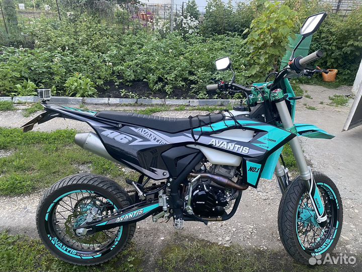 Avantis A6 lux motard