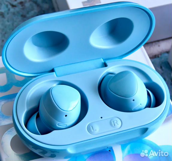 Bluetooth гарнитура Samsung Galaxy Buds+ (SM-R175)