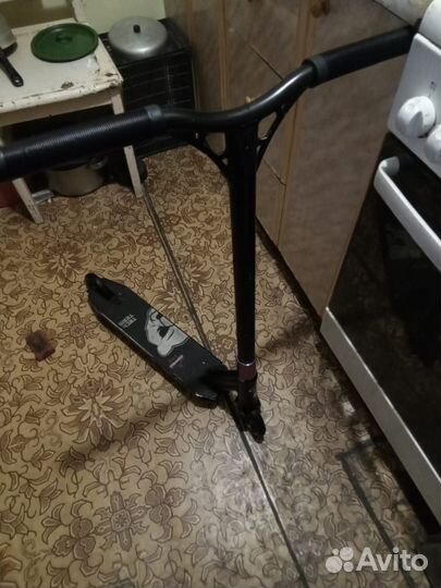 Самокат трюковой tech team comrade neo