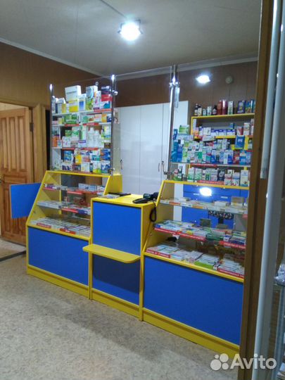 Торговые витрины для аптеки