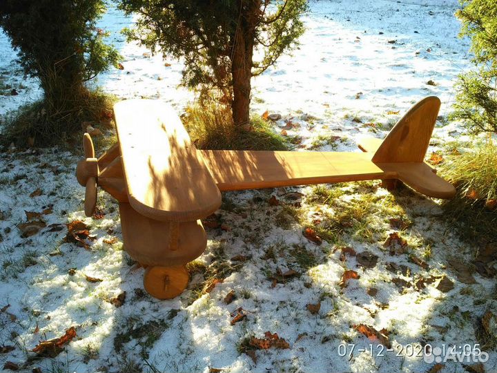 Деревянный самолёт