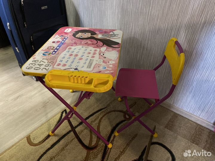 Детский столик и стульчик