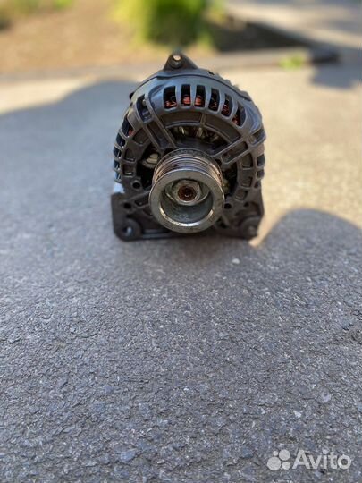 Генератор на LADA largus