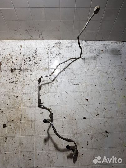 Трубка кондиционера Skoda Octavia 2013 1.8 турбо