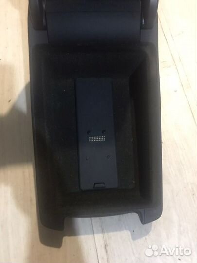 Подлокотник Audi A6 С6