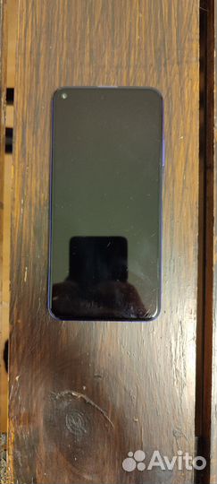 Телефон Honor 20