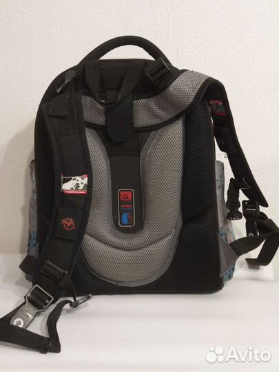 Рюкзак школьный Hummingbird Teens