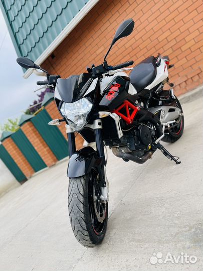 Мотоцикл Aprilia shiver 750