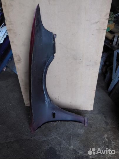Крыло переднее левое Mitsubishi Galant
