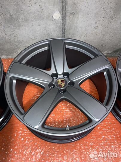 Оригинальные диски R21 Porsche Macan