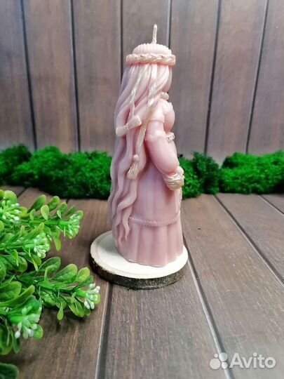 Свеча из пчелиного воска 