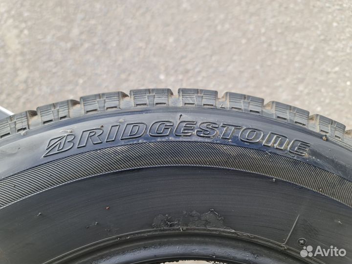 Bridgestone Blizzak VRX 195/70 R15