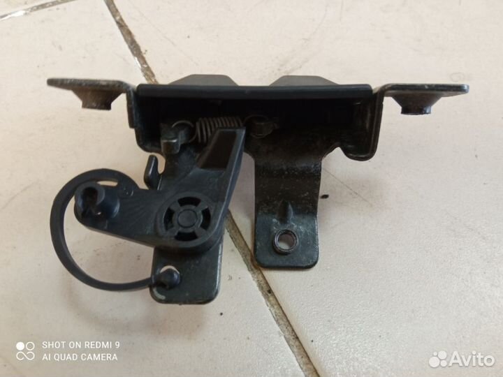 Замок крышки багажника BMW E36 cupe