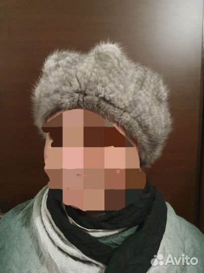 Берет из норки