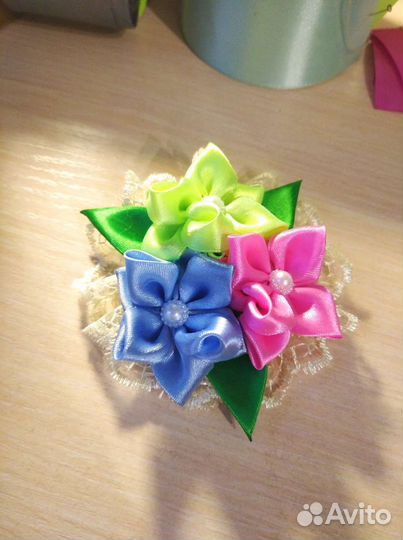 Заколка / резинка канзаши