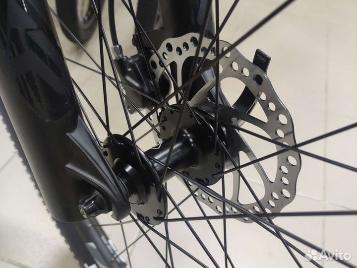 Велосипед 27.5 Trinx X1 elite черный мат/белый/кр