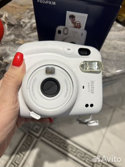 Компактный фотоаппарат fujifilm instax mini 11
