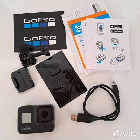 Экшн-камера GoPro hero8 Black + аксессуары к ней