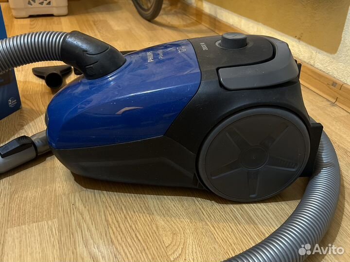 Пылесос Philips Powergo FC 8296/01